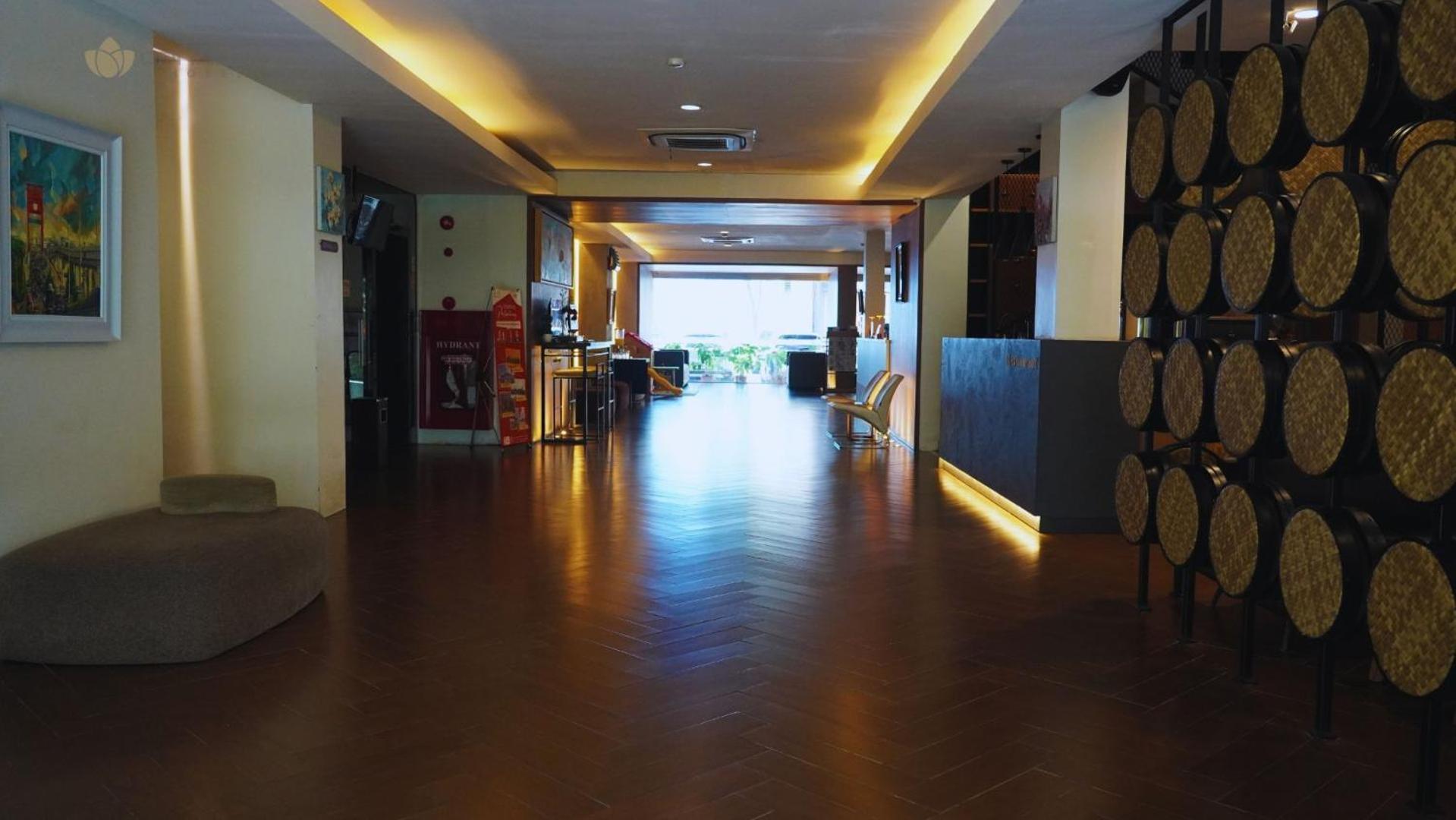 Opi Indah Hotel Palimbão Exterior foto