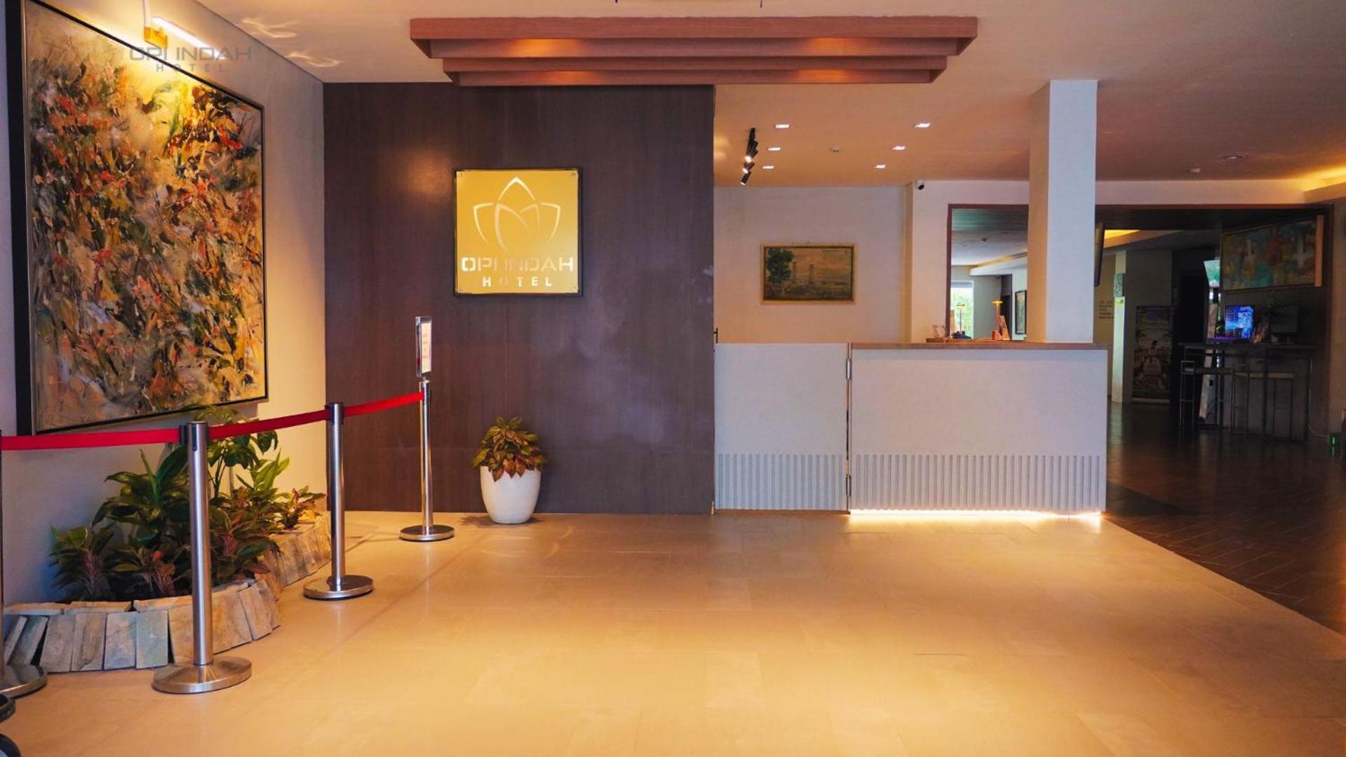 Opi Indah Hotel Palimbão Exterior foto