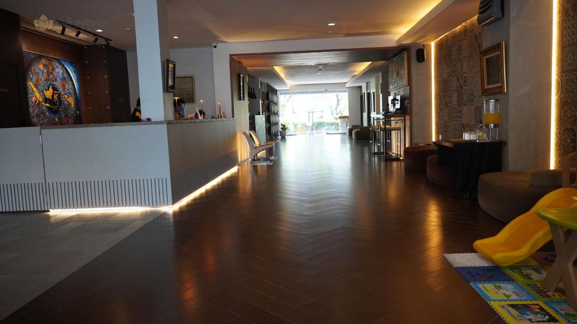 Opi Indah Hotel Palimbão Exterior foto
