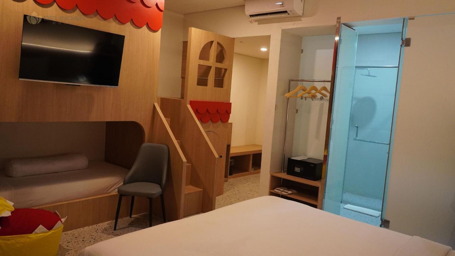 Opi Indah Hotel Palimbão Exterior foto